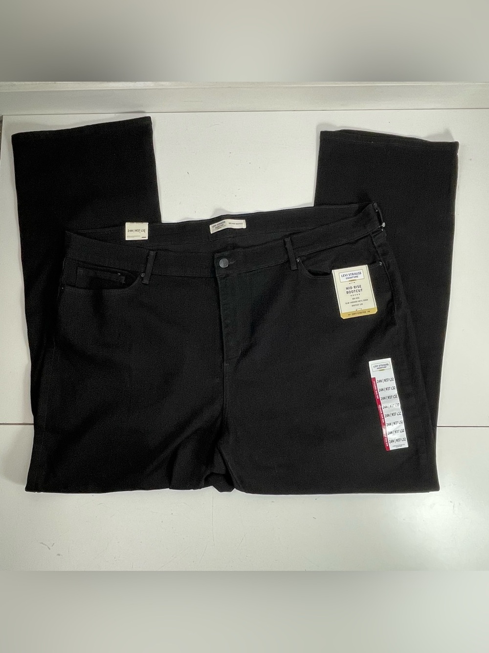 NEW Levi Strauss Gold Bootcut Jeans Black Plus Size 24M Coastal Cowgirl